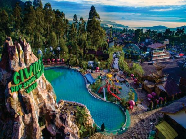 Ciwidey Valley Resort Hot Spring Waterpark