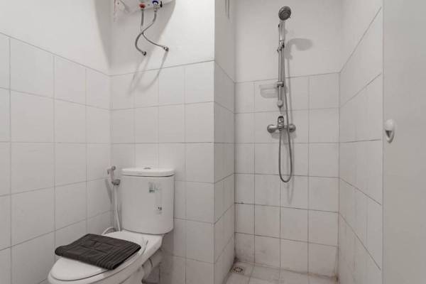 RedLiving Apartemen Emerald - Tower South Bion Apartel