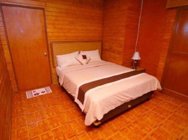 Villa ChavaMinerva Kayu - Ciater Highland Resort