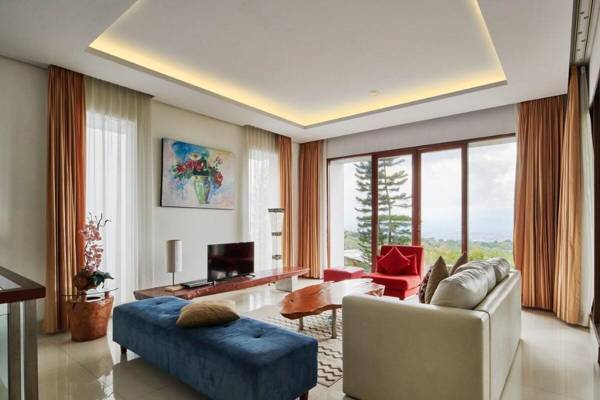 Cemara Villa 4 bedroom with a private pool