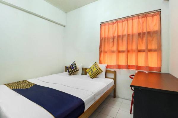 SPOT ON 90894 Icarus Home Syariah