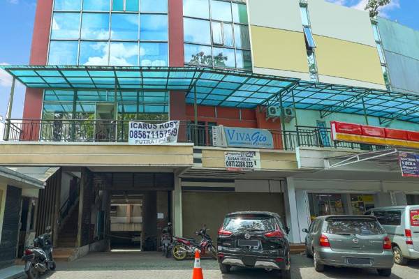 SPOT ON 90894 Icarus Home Syariah