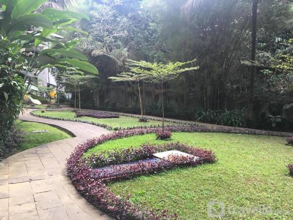 Executive 2BR at Galeri Ciumbuleuit 1 By Travelio