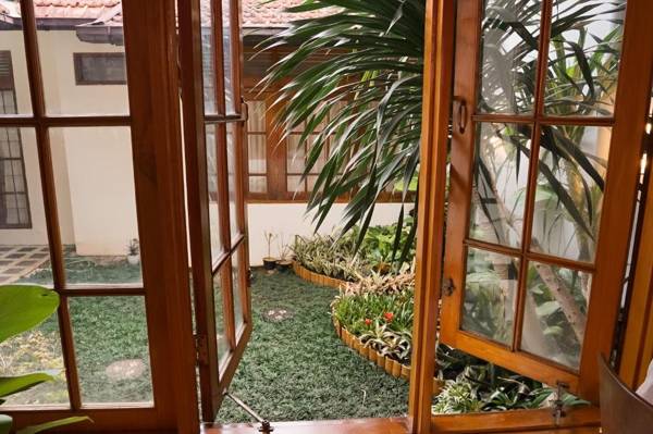 Roemah Renjana Bandung