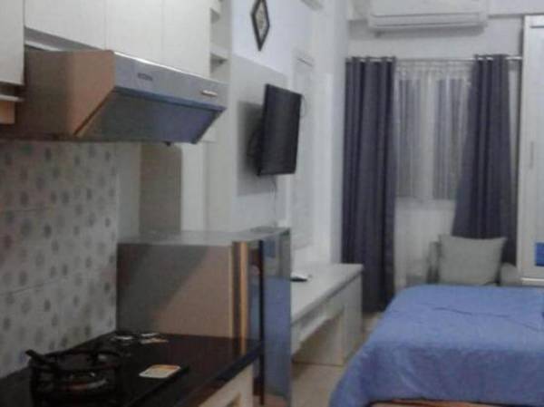 Apartemen The Suites Metro By Naufal (Standard)