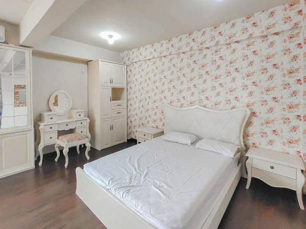 RedLiving Apartemen The Suites Metro King Property Tower C