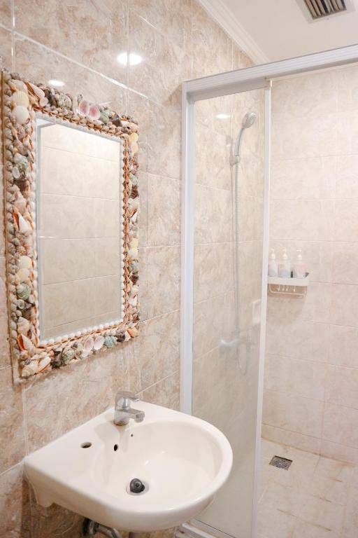 youre at - Galeri Ciumbuleuit Apartment