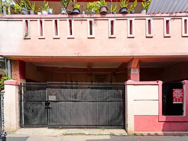 SPOT ON 91367 Rumah Bundo Syariah