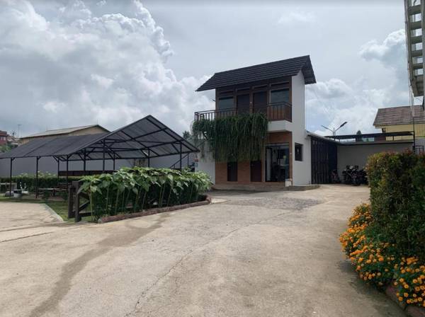 Ranca Bentang Villa & Resto Sunda