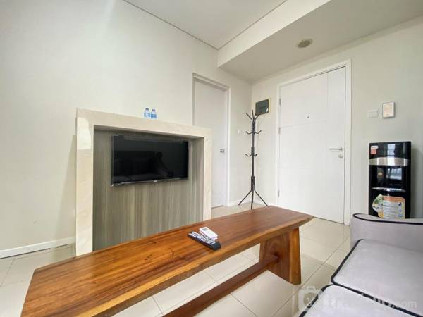 Spacious 2BR at Parahyangan Residence By Travelio