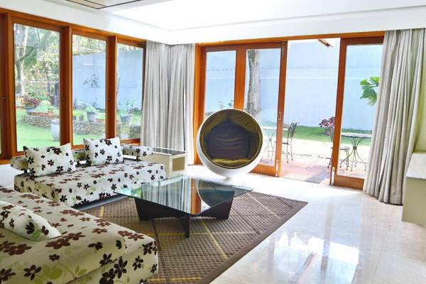 Oemah Kakang Loft & Bed