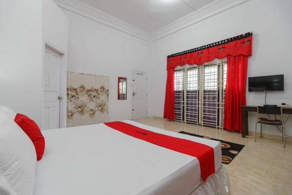 RedDoorz Syariah near Museum Tsunami Aceh 2