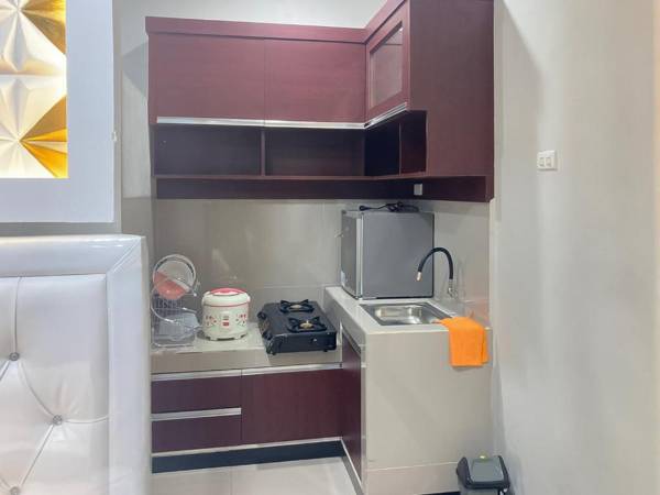 RedDoorz Syariah near Pasar Aceh Shopping Centre