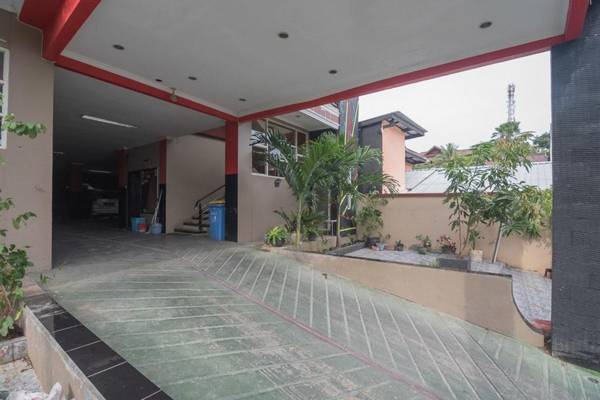 RedDoorz near E Walk Mall Balikpapan