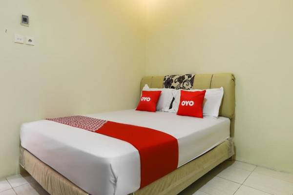 Vaccinated Staff - OYO 3802 Wisma Cahaya Abadi