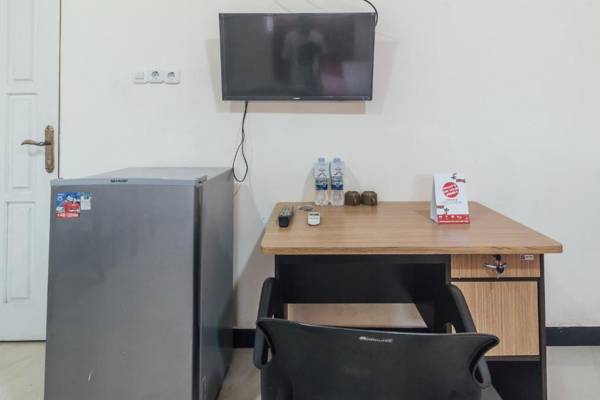 Vaccinated Staff - OYO 2010 Satria Guest House