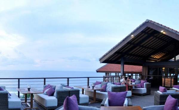 Blue Point Bay Villas & Spa Hotel