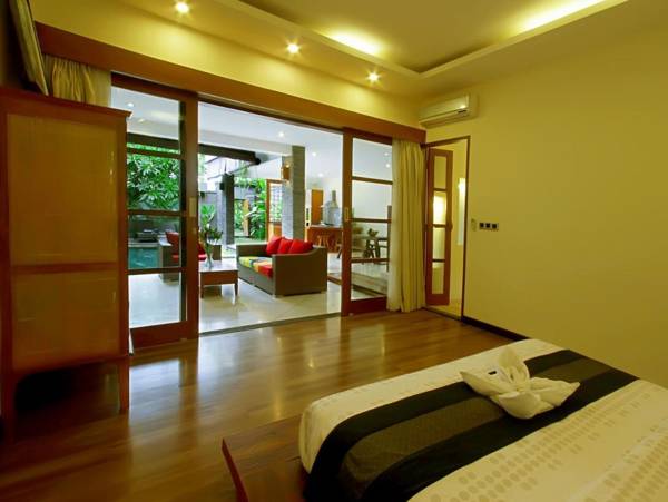 2 bedrooms villa in seminyak with private sw pool