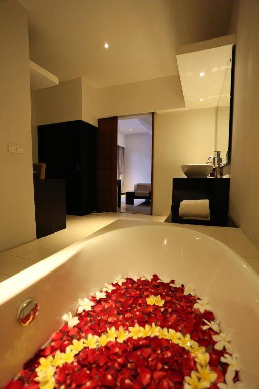 The Light Exclusive Villas and SPA - CHSE Certified