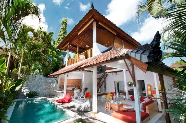 3BR Villa Hari - Minggu Villas Seminyak