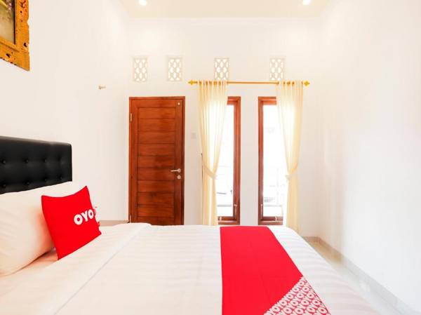 OYO 4003 Ceria Guesthouse Seminyak