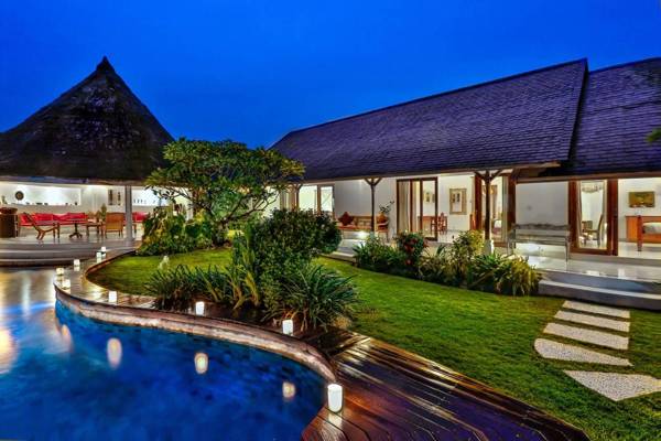 AS3VDK - Luxury Villa 3 BR in Seminyak Bali