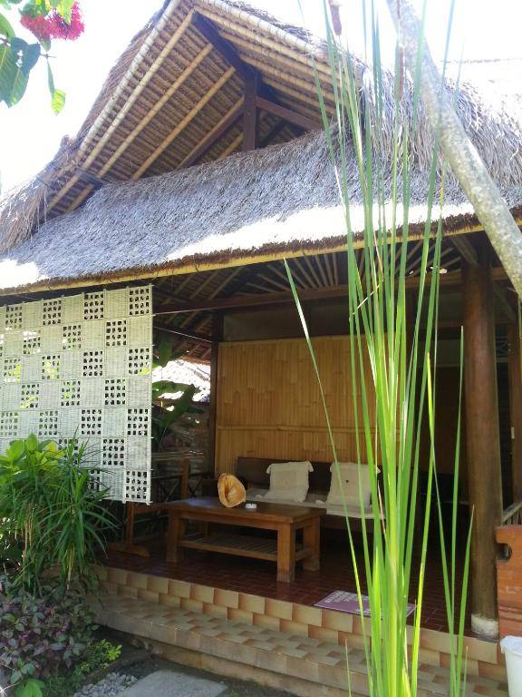 Puri Pandan Restaurant and Bungalow