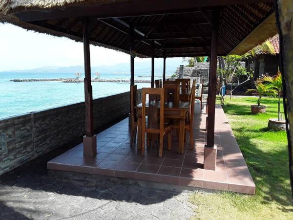 Temple Cafe and Seaside Cottages