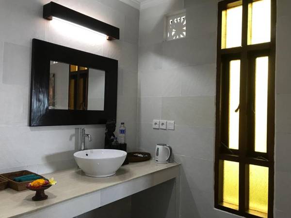 Sea Breeze Candidasa