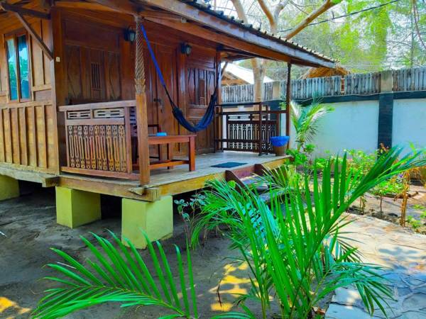 Zipp Bar Restaurant & Bungalows