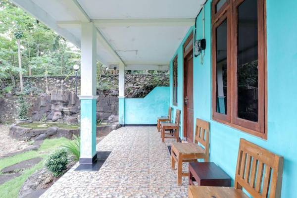 Rock Garden Homestay & Resto