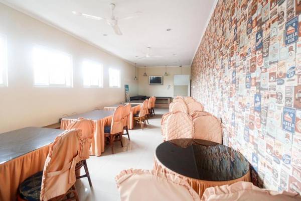 RedDoorz Plus @ Jalan Raden Intan Lampung