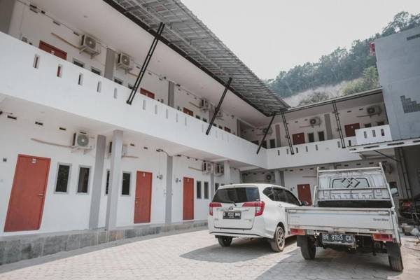 RedDoorz near Gatot Subroto Lampung 2