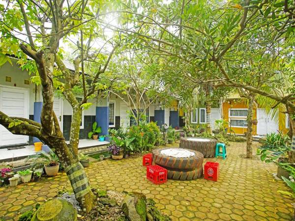 OYO 90229 Fidel Caestro Homestay