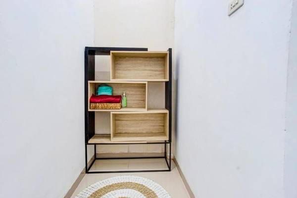 OYO 90124 Oemah Ratu Hostel Syariah