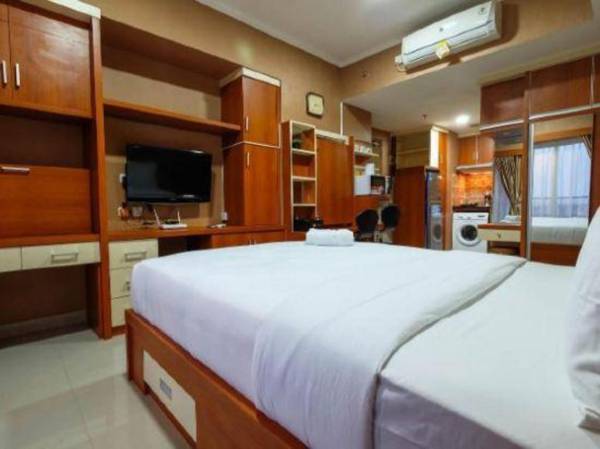 Well Equipped Studio at The Oasis Apartment Cikarang