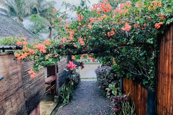 Lesehan Cahaya Tetebatu Inn Syariah at Desa Wisata