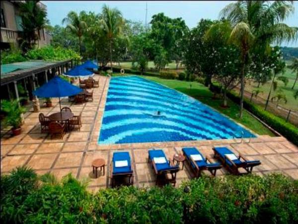 Puri Kiic Golf View Hotel