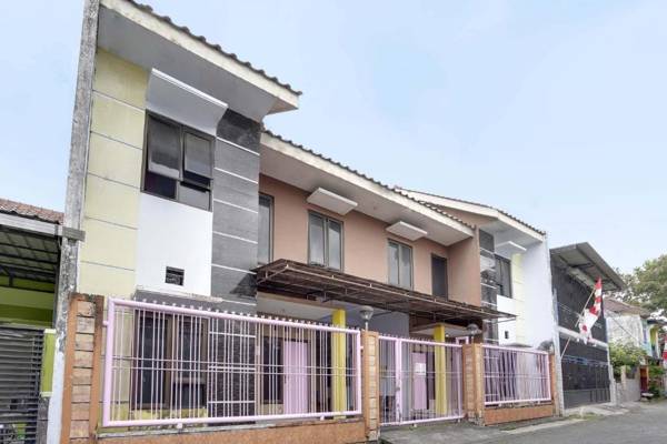 SPOT ON 91626 Rr Kost Syariah