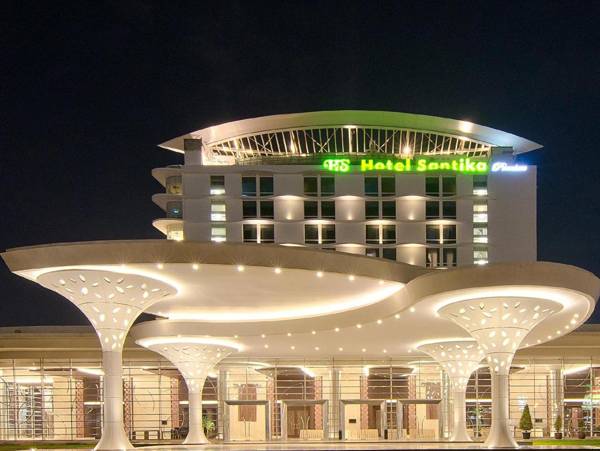 Hotel Santika Premiere Kota Harapan Indah