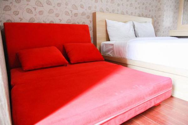 Comfy Studio Kemang View Apartment By Travelio