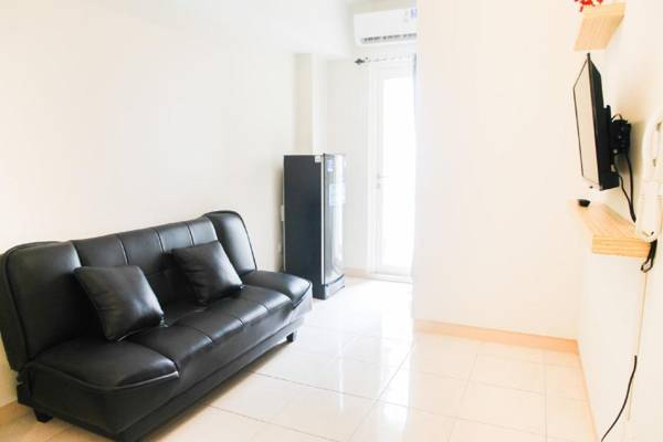 Minimalist 2BR The Springlake Apt By Travelio