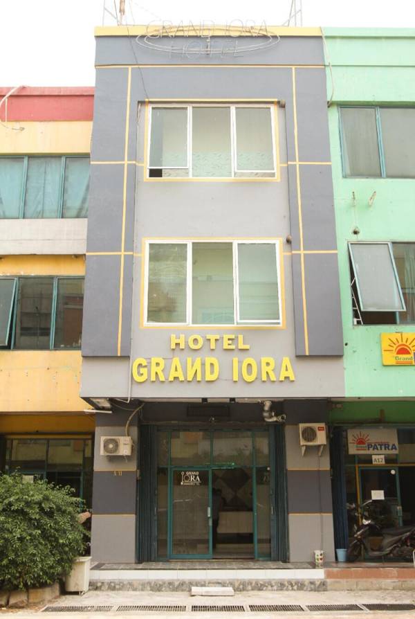 Hotel Grand Iora Bekasi by MyHome Hospitality