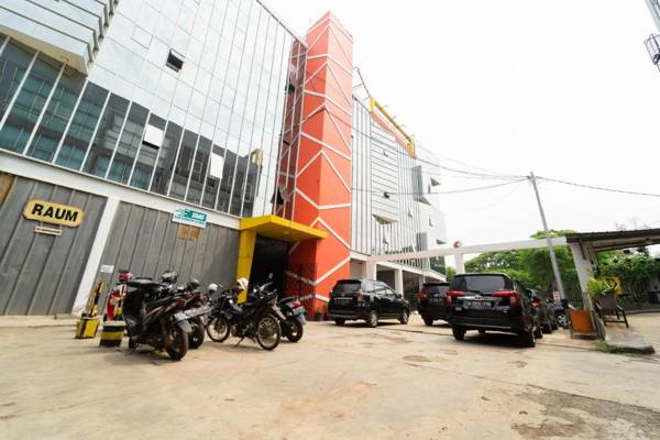 KoolKost Syariah near Grand Kota Bintang