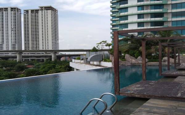 Grand Kamala Lagoon by Bintang Room