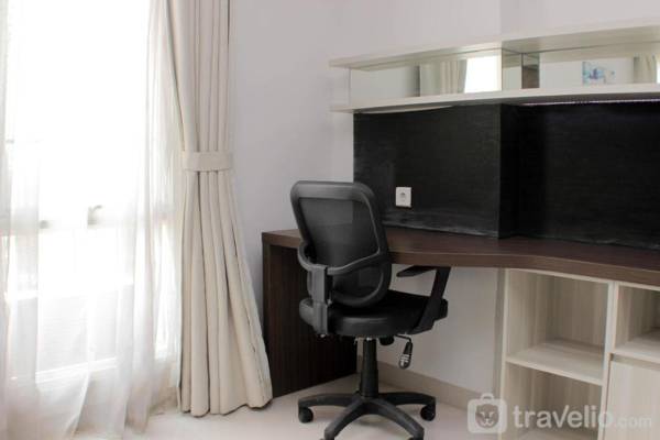 Comfy & Spacious Studio Azalea Suites By Travelio