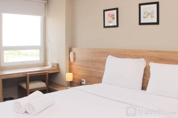 Comfort Minimalist 1BR at Mustika Golf By Travelio