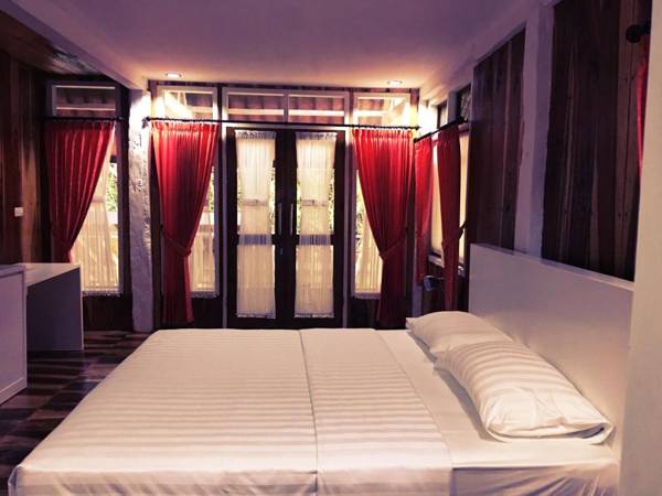 Pondok Anggrek Putih