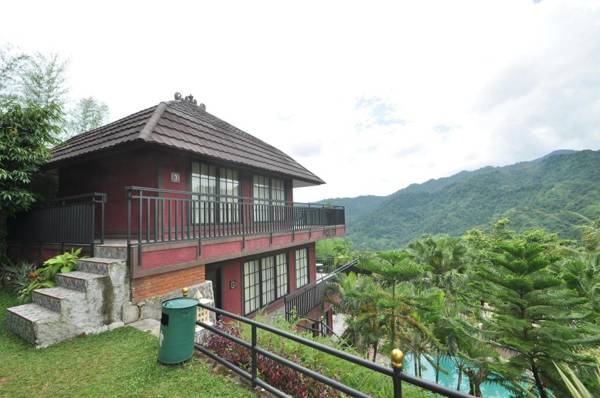 EdensoR Hills Villa Resort & Café Sharia