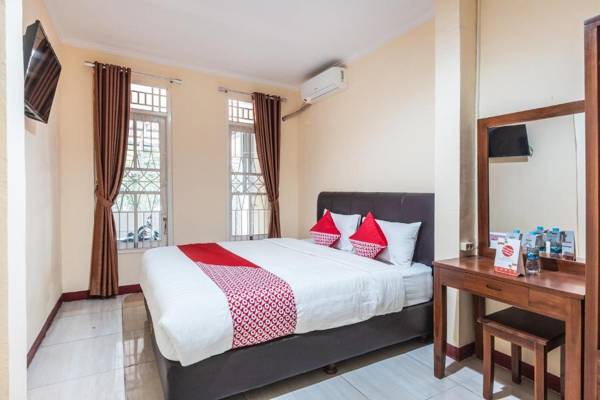 OYO 1144 Aquina House